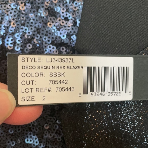 Elizabeth and James sequin “disco” blazer jacket size 2 - Picture 4 of 10